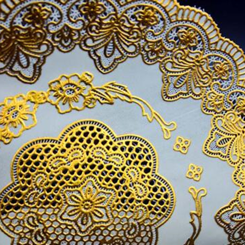 HOT Oval Lace PVC Gold Plastic - Coffee Tea Place 评论和价格