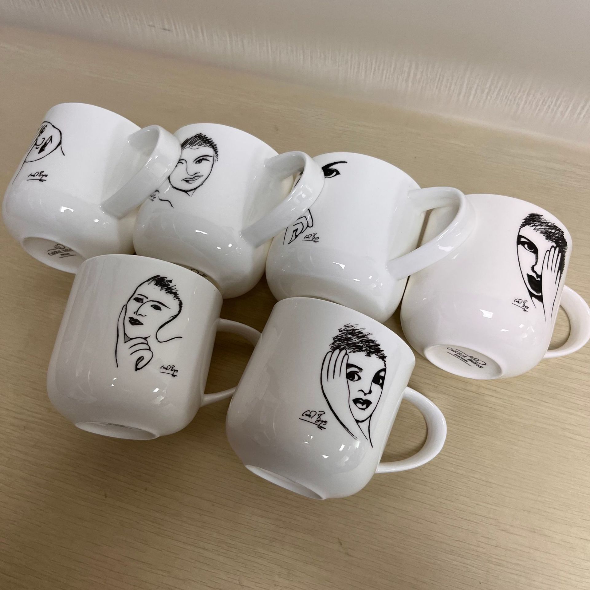 Carrol Boyes Ceramic Cup Hand  - Coffee Tea Images 评论和价格